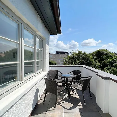 Haus Frebel, App 2 Apartment Westerland